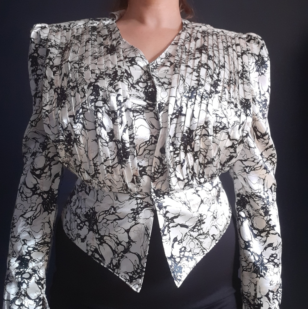 Vintage Nu-mode black and white top - Picture 7 of 7